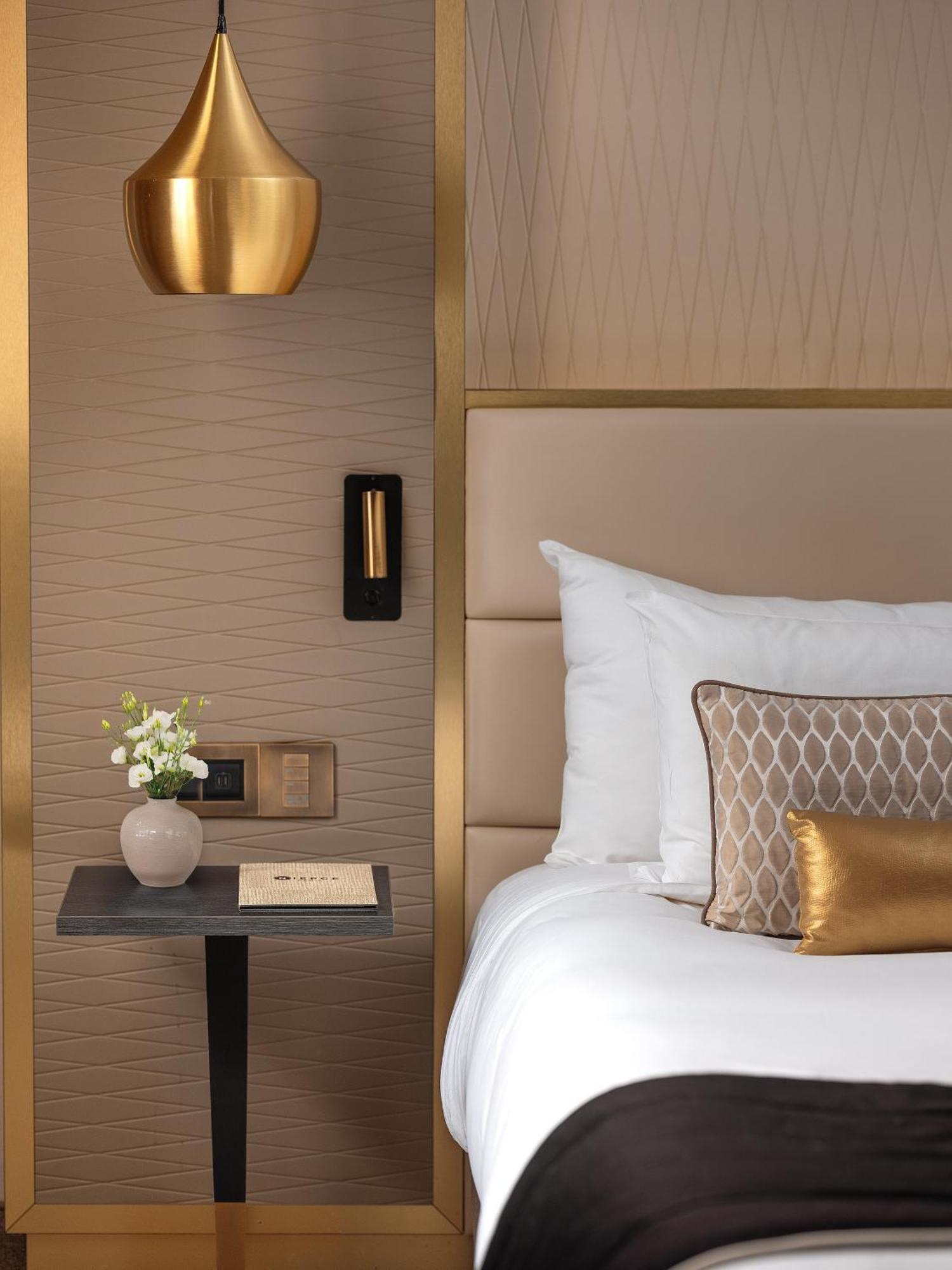 Niepce Paris, Curio Collection By Hilton Hotel Exterior foto