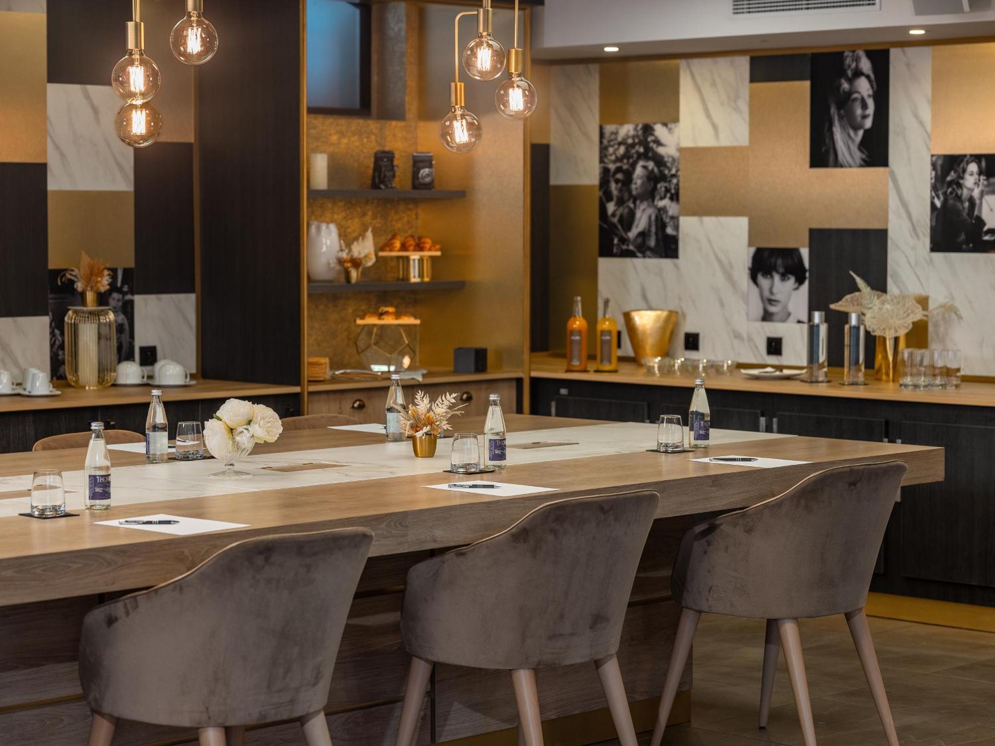 Niepce Paris, Curio Collection By Hilton Hotel Exterior foto